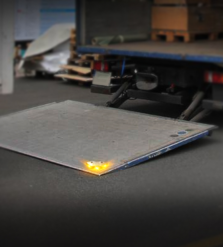 Tail Lift Warning Lights